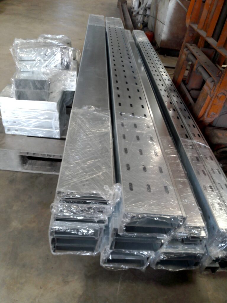 Khay cáp dành cho cao ốc văn phòng