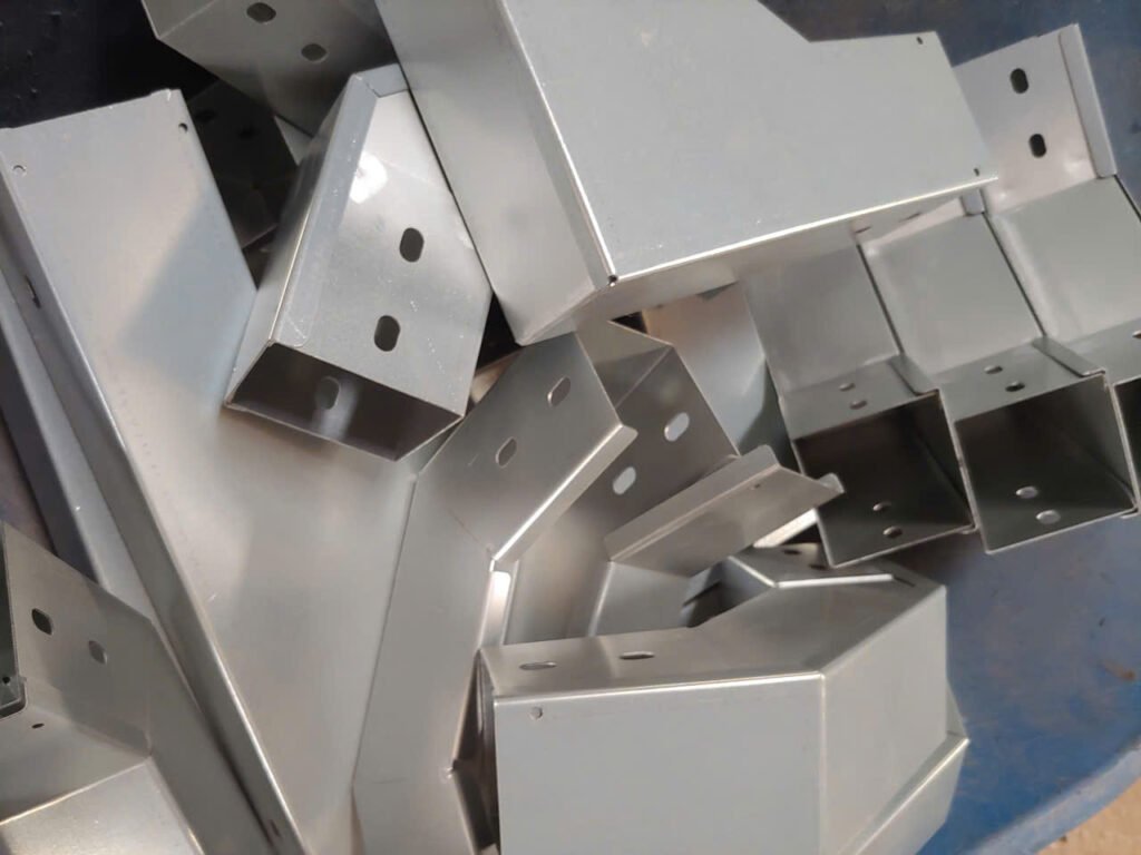 Co, Tê máng cáp inox 304